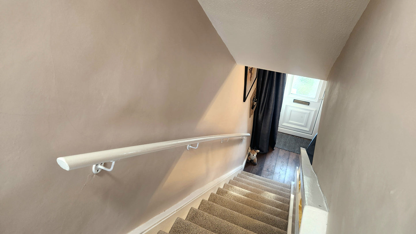 Well Bank, Billy Row (LET)