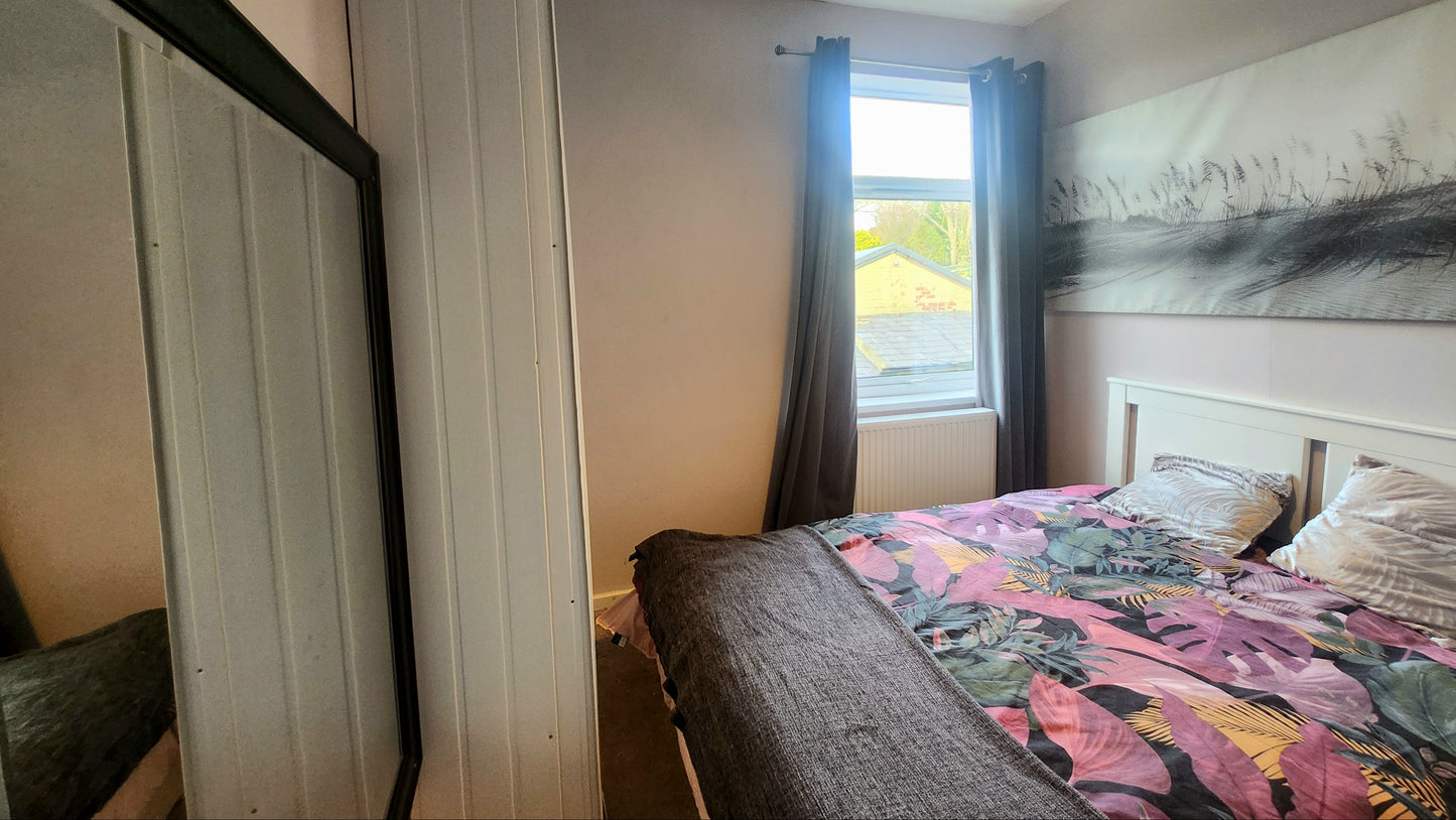 Well Bank, Billy Row (LET)