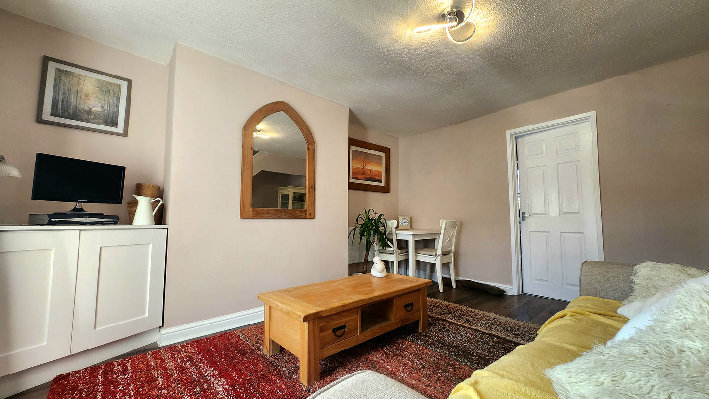 Well Bank, Billy Row (LET)