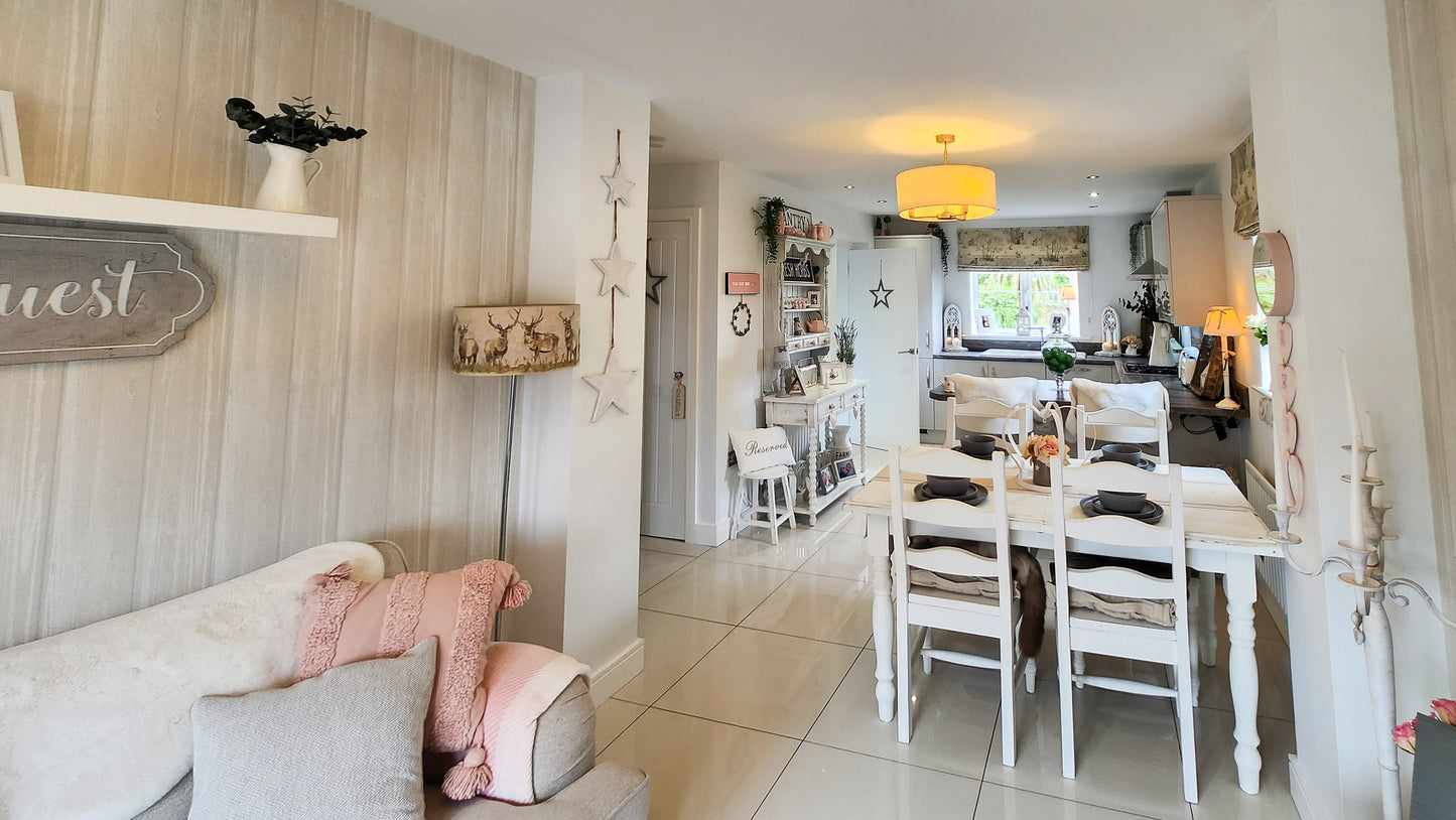 Redmire Drive, Delves Lane (SOLD STC)