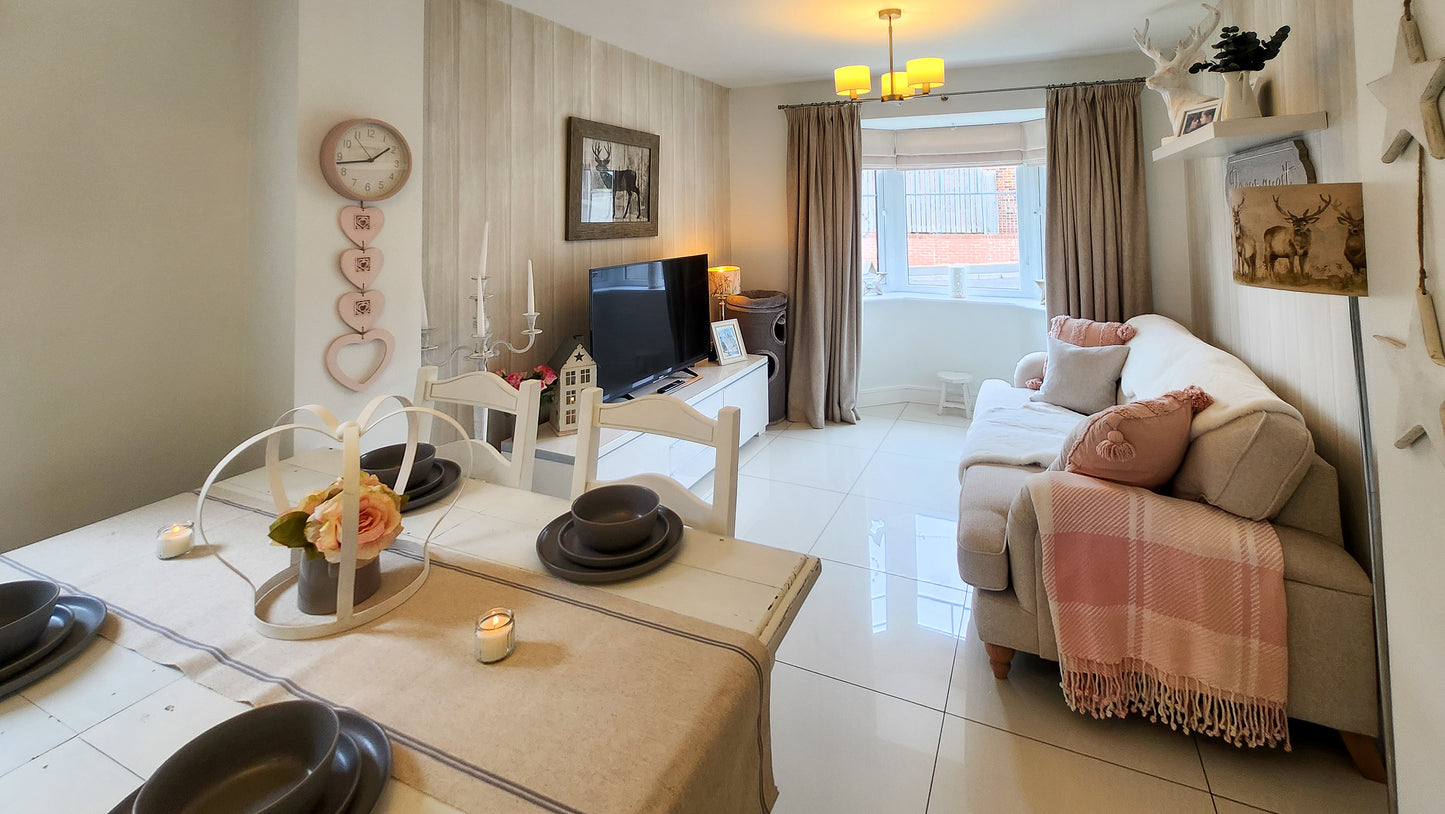 Redmire Drive, Delves Lane (SOLD STC)