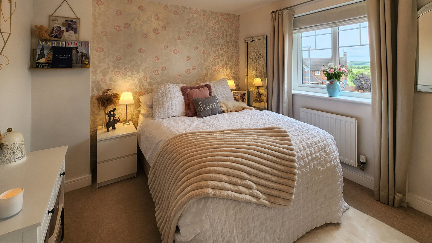 Redmire Drive, Delves Lane (SOLD STC)