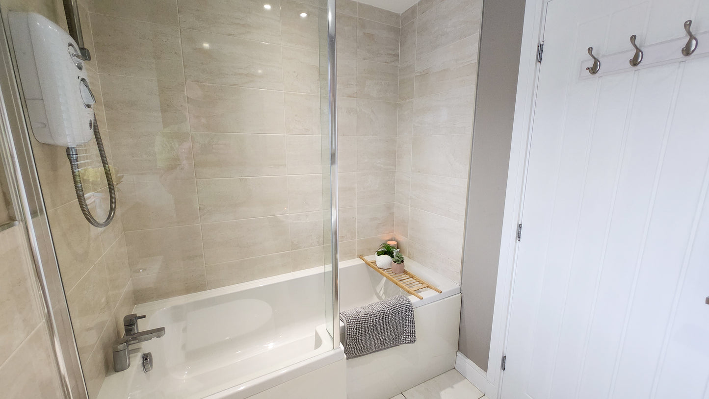 Redmire Drive, Delves Lane (SOLD STC)