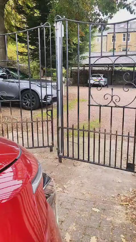 Load video: Middle Low, Woodside Barn